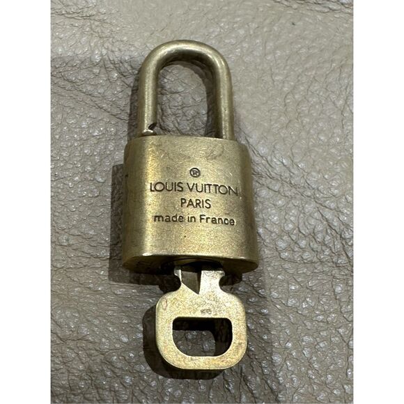 Louis Vuitton Vintage Brass PadLock & Key Lock & Key Authentic #322 - Picture 2 of 3
